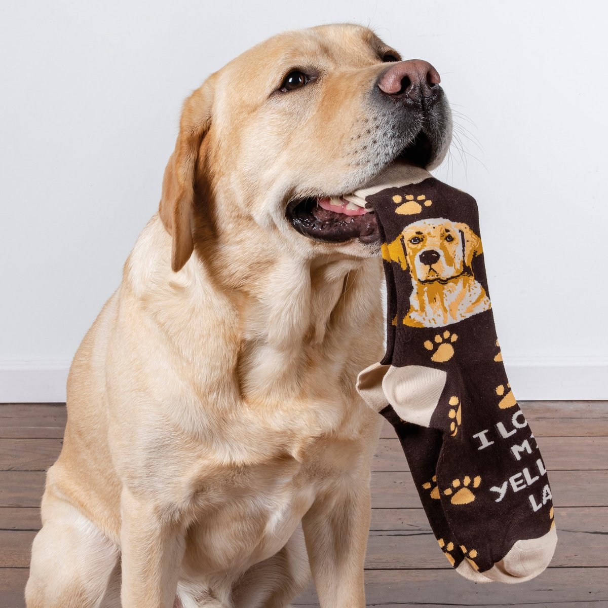 Premium 'I Love My Yellow Lab' Socks: Cozy Cotton-Blend, Block Print Portrait