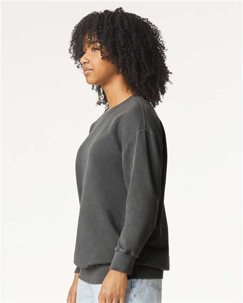 Comfort Colors Unisex Garment-Dyed Lightweight Fleece Crewneck Sweatshirt 1466