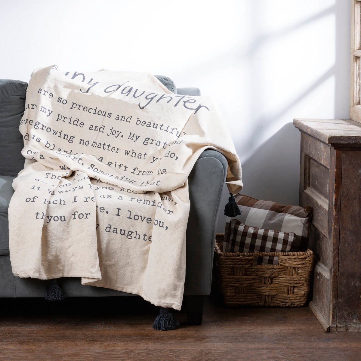 Cozy Cotton Daughter Poem Throw Blanket - Soft, Machine Washable, Tasseled Comfort