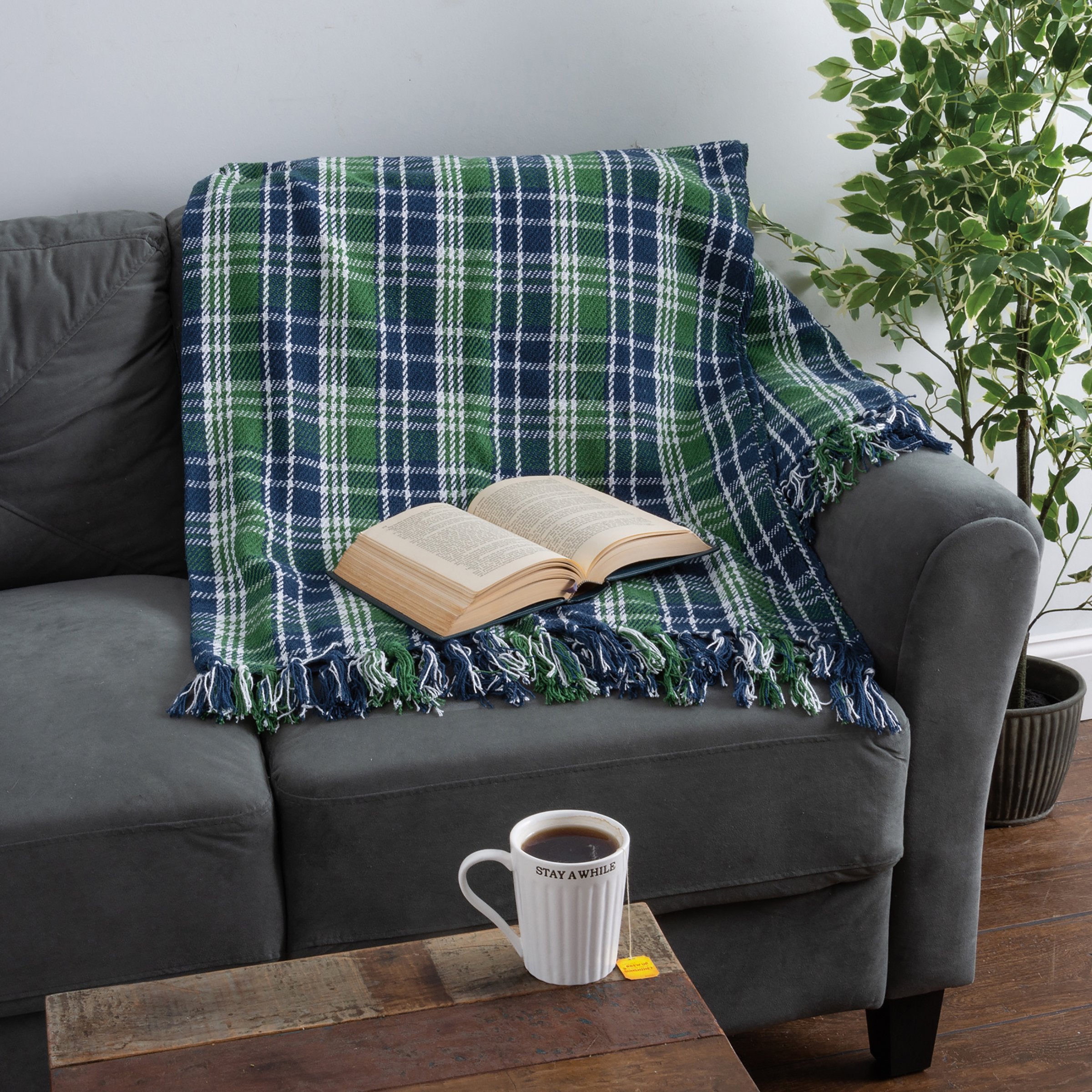 Charming Blue Plaid Cotton Throw Blanket with Fringe – Cozy, Soft, Washable