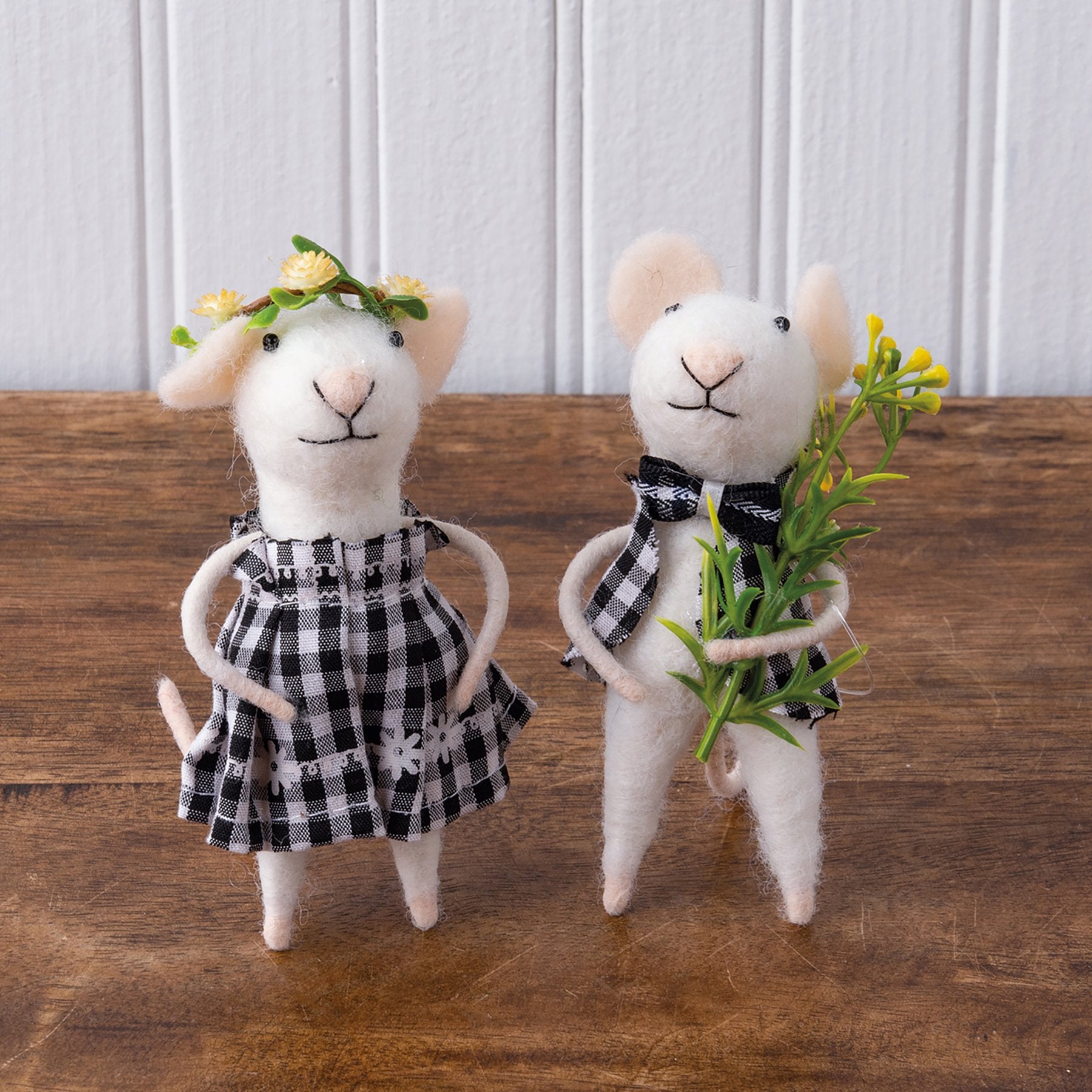 Whimsical Plaid Felt Mice Figurines - Sam & Sue Decorative Critter Set