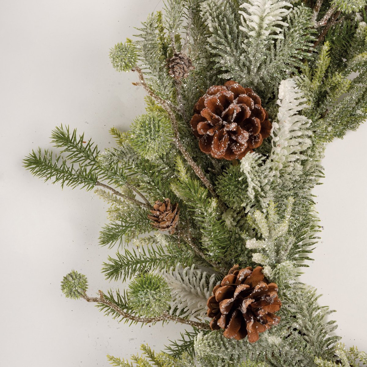 Festive Large Mixed Evergreen Wreath with Pinecones for Classic Holiday Decor