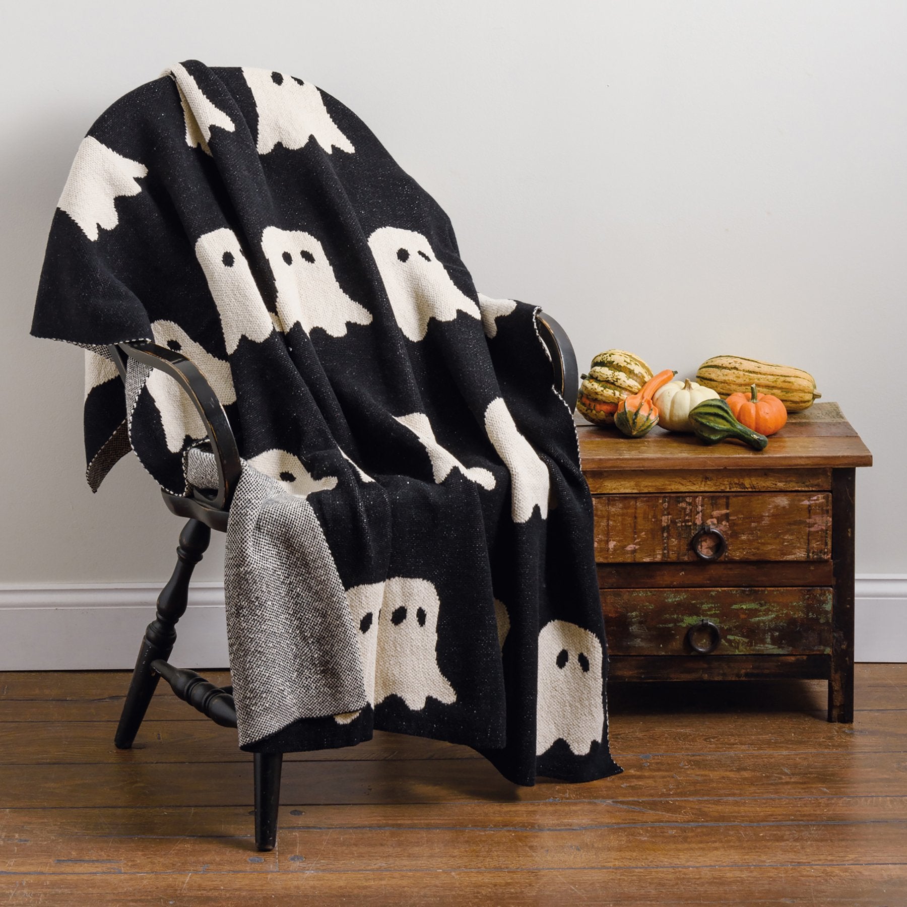 Cozy Spooky Ghosts Knitted Cotton Throw Blanket Halloween Home Decor