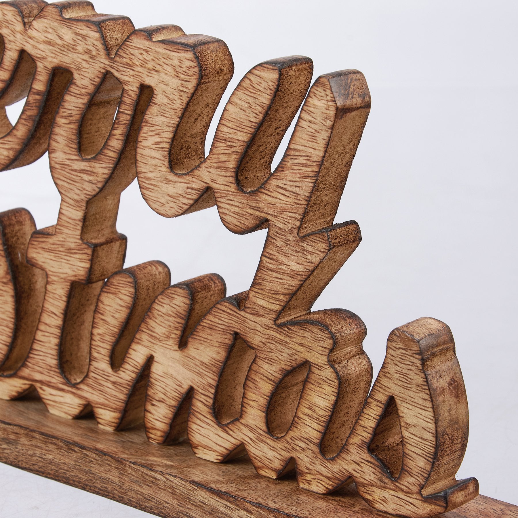 Charming Rustic Wood Merry Christmas Sitter Sign - Festive Holiday Decor