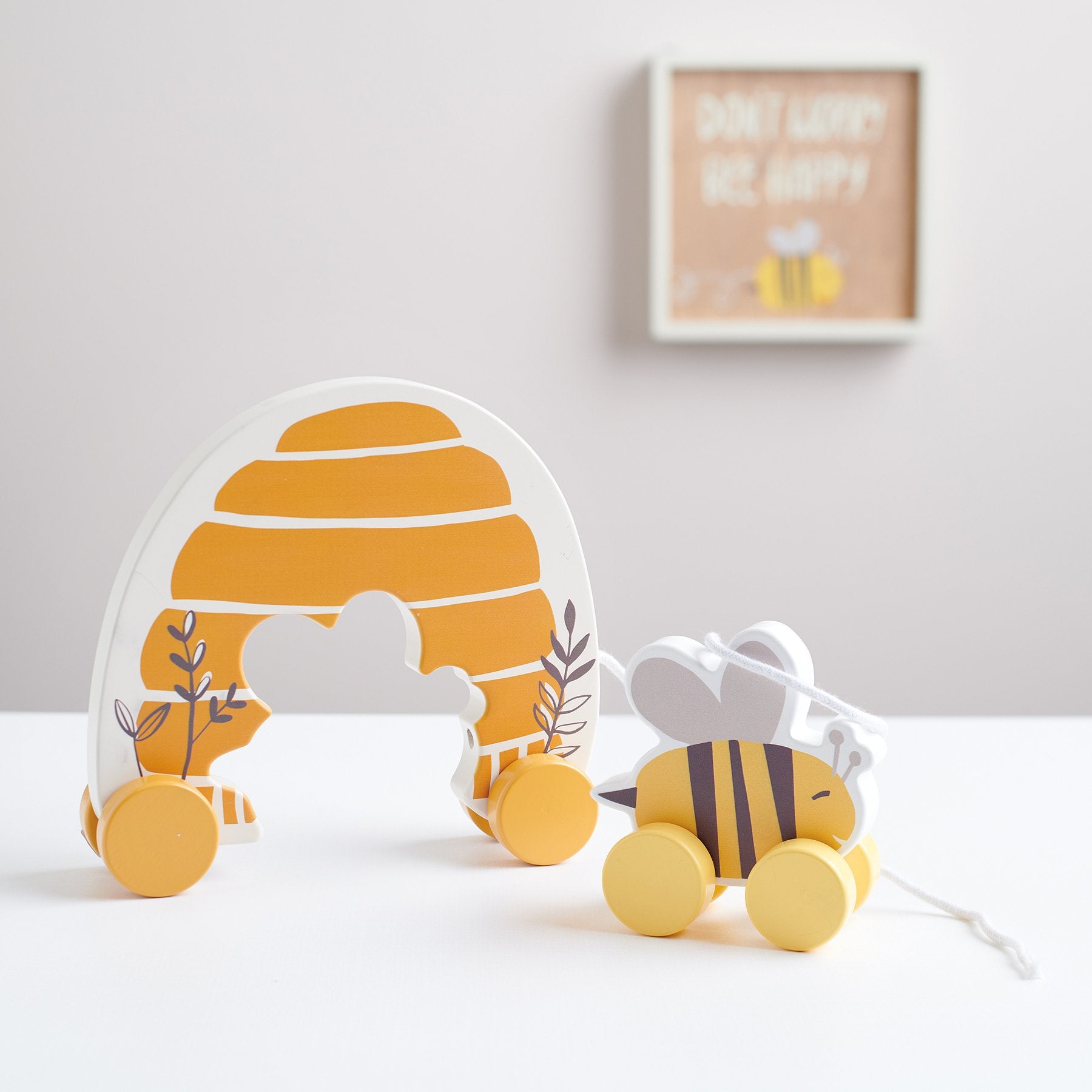 Charming Wooden Bee and Skep Pull Toy for Toddlers with Interactive Design