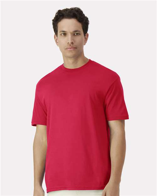 Gildan Unisex Light Cotton T-Shirt 3000 - Red