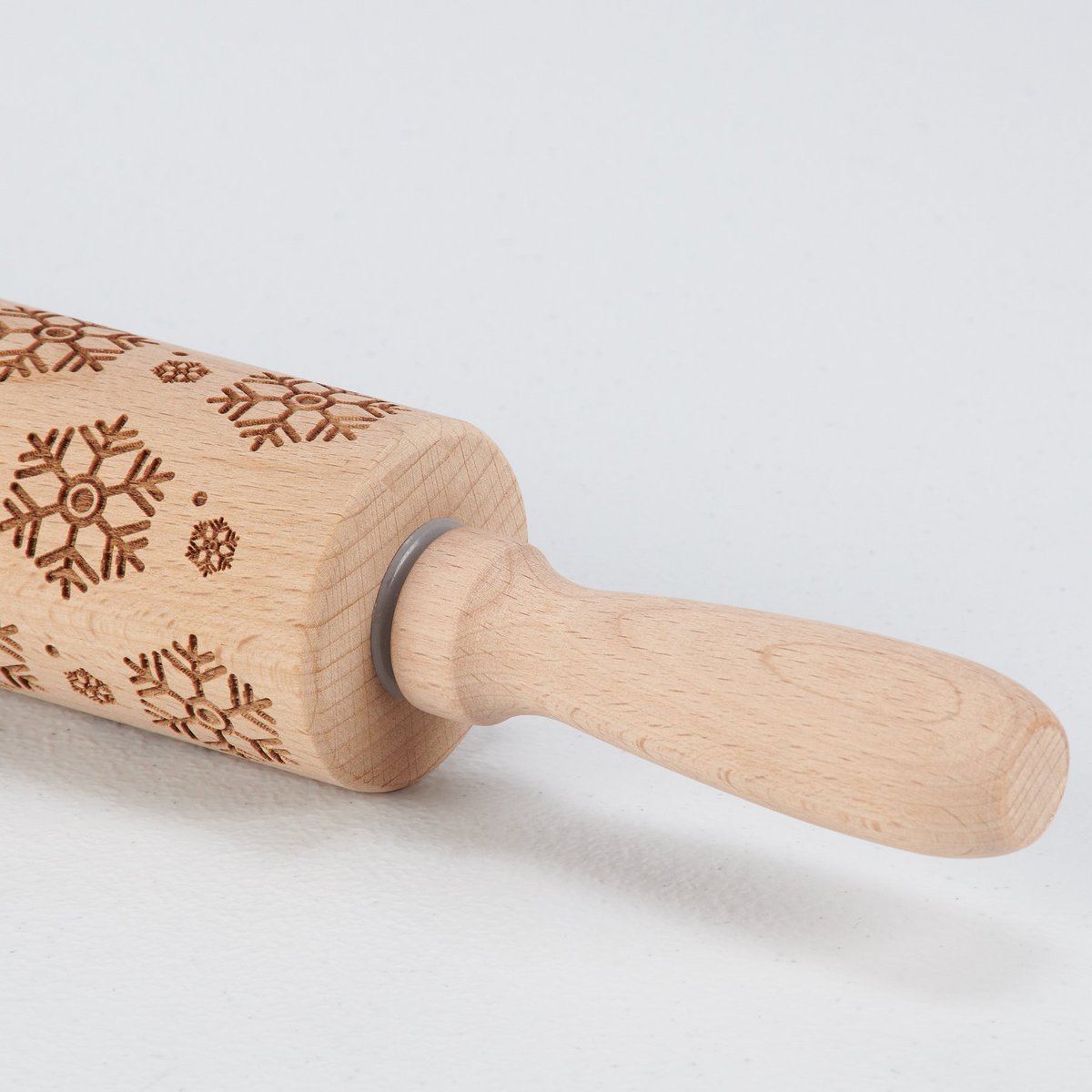Large Wooden Snowflake Debossed Rolling Pin for Festive Holiday Baking & Gifting