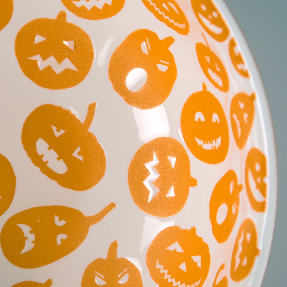 Spooky Halloween Jack O'Lantern Nesting Stoneware Bowl Set for Festive Gatherings