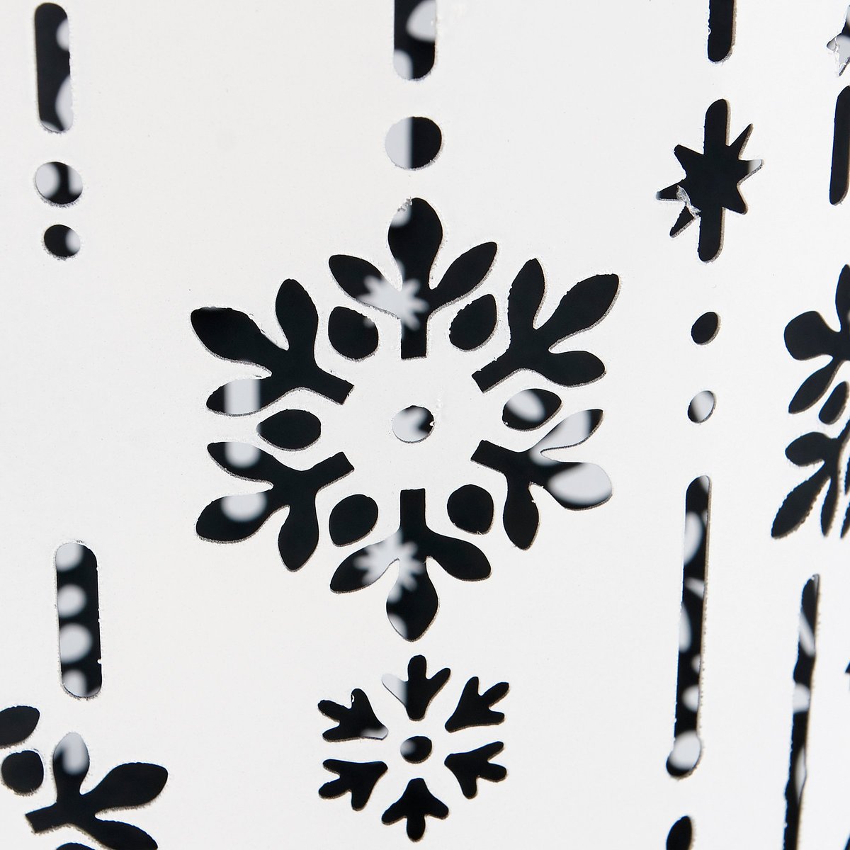 Charming Nordic Metal Snowflake Lantern Set - Elegant Winter Holiday Decor