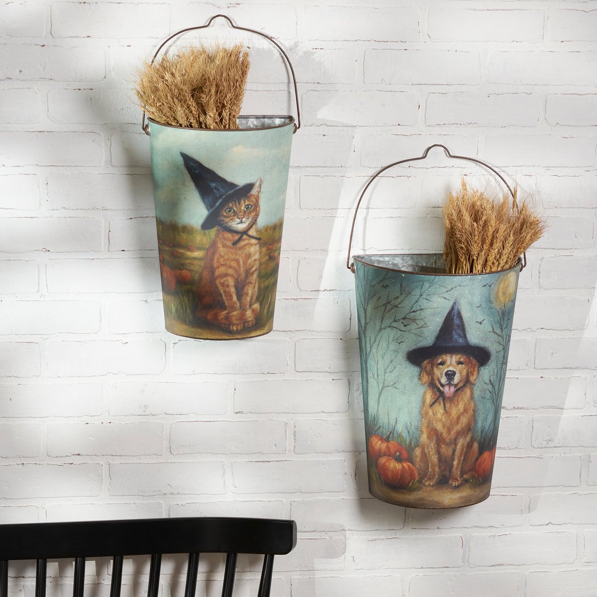 Charming Hand-Painted Halloween Spooky Friends Wall Bucket Set - Rustic Metal Decor