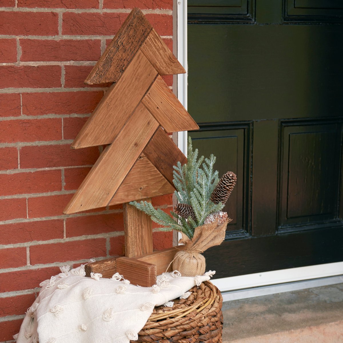 Rustic Wooden Christmas Tree Sitter Decoration - 27-Inch Tall Holiday Display