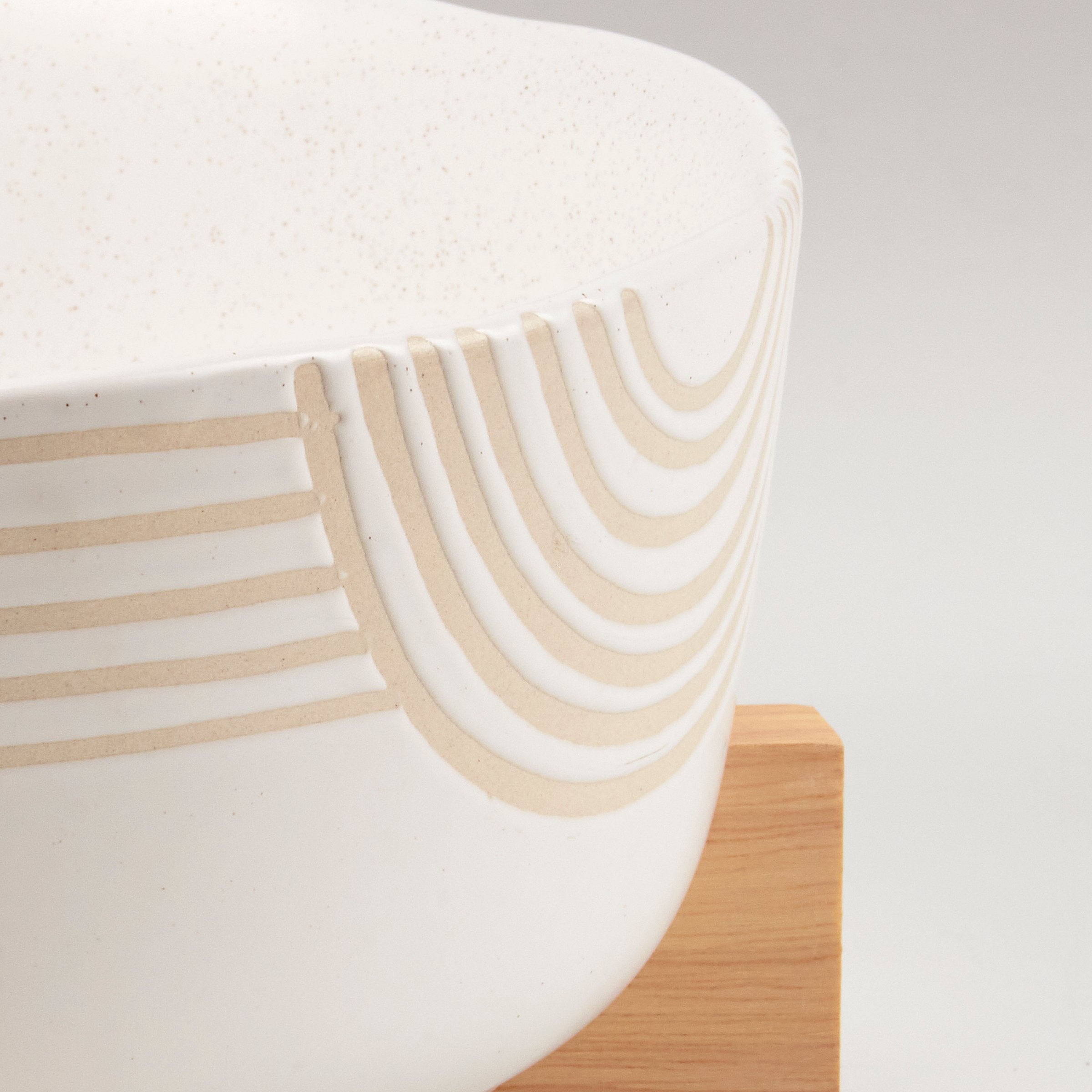 Elegant Stoneware Serving Bowl Set with Wood Stand, Cream Glaze, Dishwasher Safe