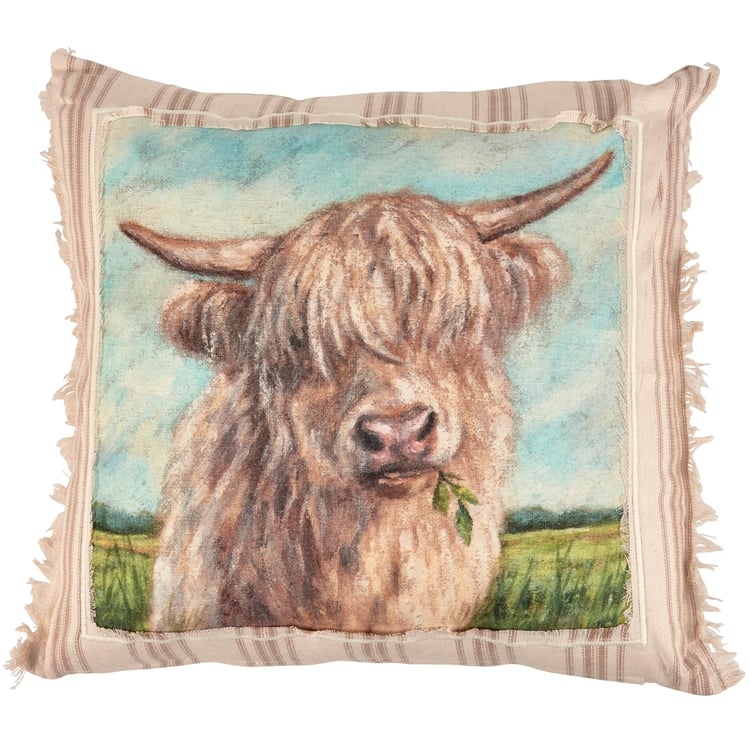 Charming White Highland Cow Farmhouse Pillow with Frayed Edges and Zipper