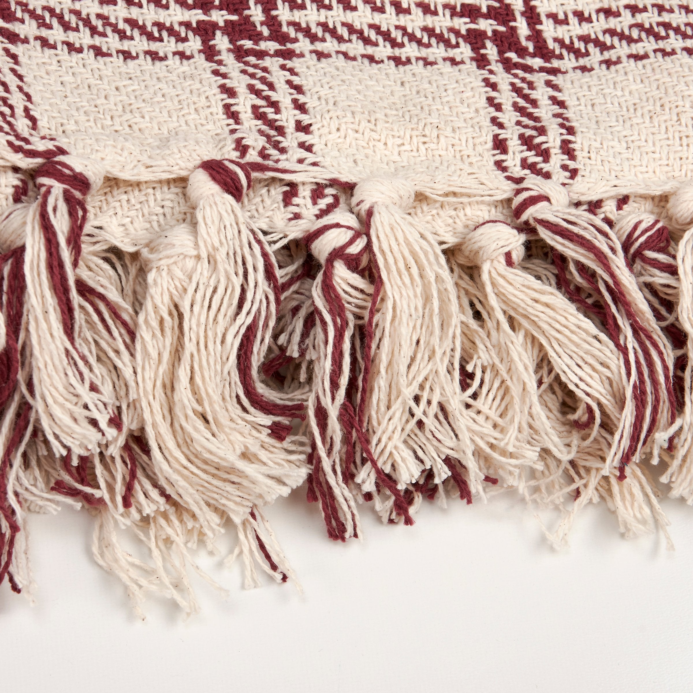 Cozy Burgundy Plaid Cotton Throw Blanket with Tassels - Fall & Harvest Decor