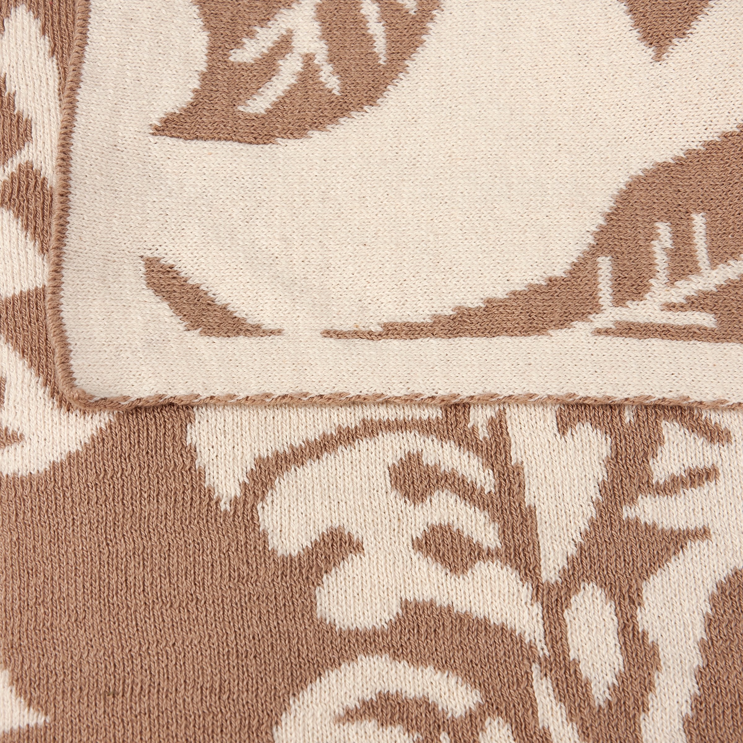 Luxurious Reversible Cotton Floral Damask Throw Blanket for Rustic Home Decor