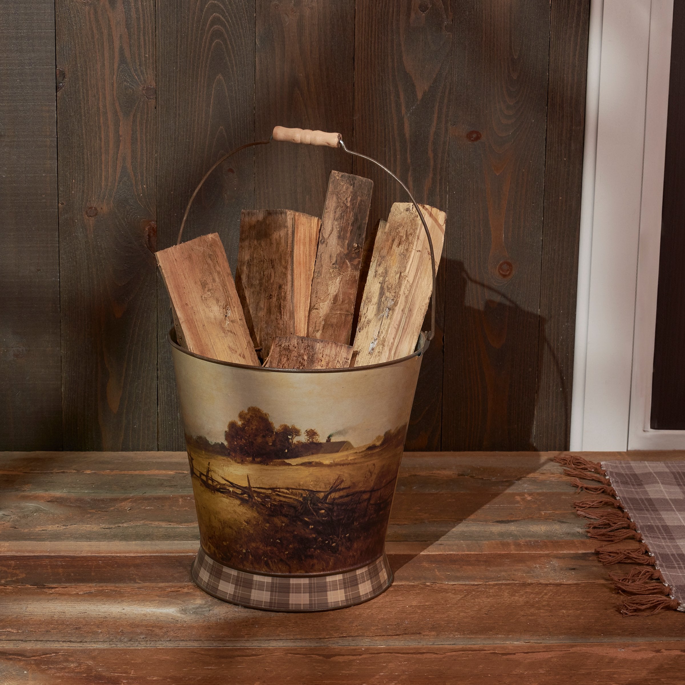Rustic Galvanized Metal Rural Farmland Bucket with Wood Grip Handle Decor