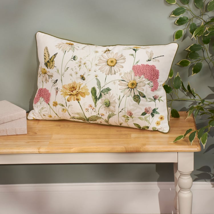 Delightful Garden Daisies Pillow: Hand-Painted Design, Tufted Accents, Easy-Clean Cover