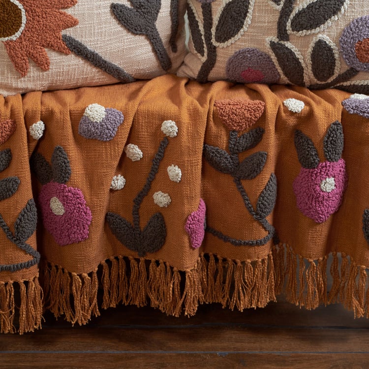 Cozy Rustic Floral Pops Cotton Throw Blanket with Tassels, Machine Washable Accent