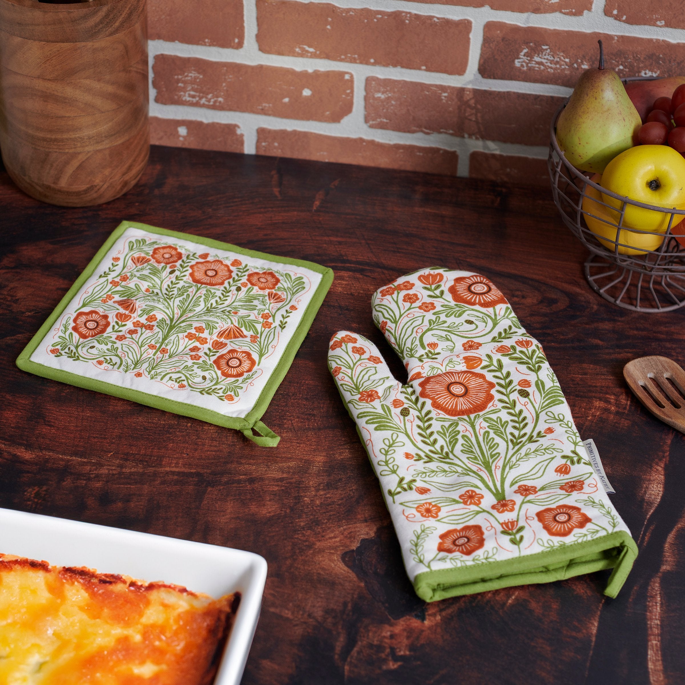 Vibrant Poppies Folk Art Kitchen Set: Oven Mitt & Hot Pad Duo