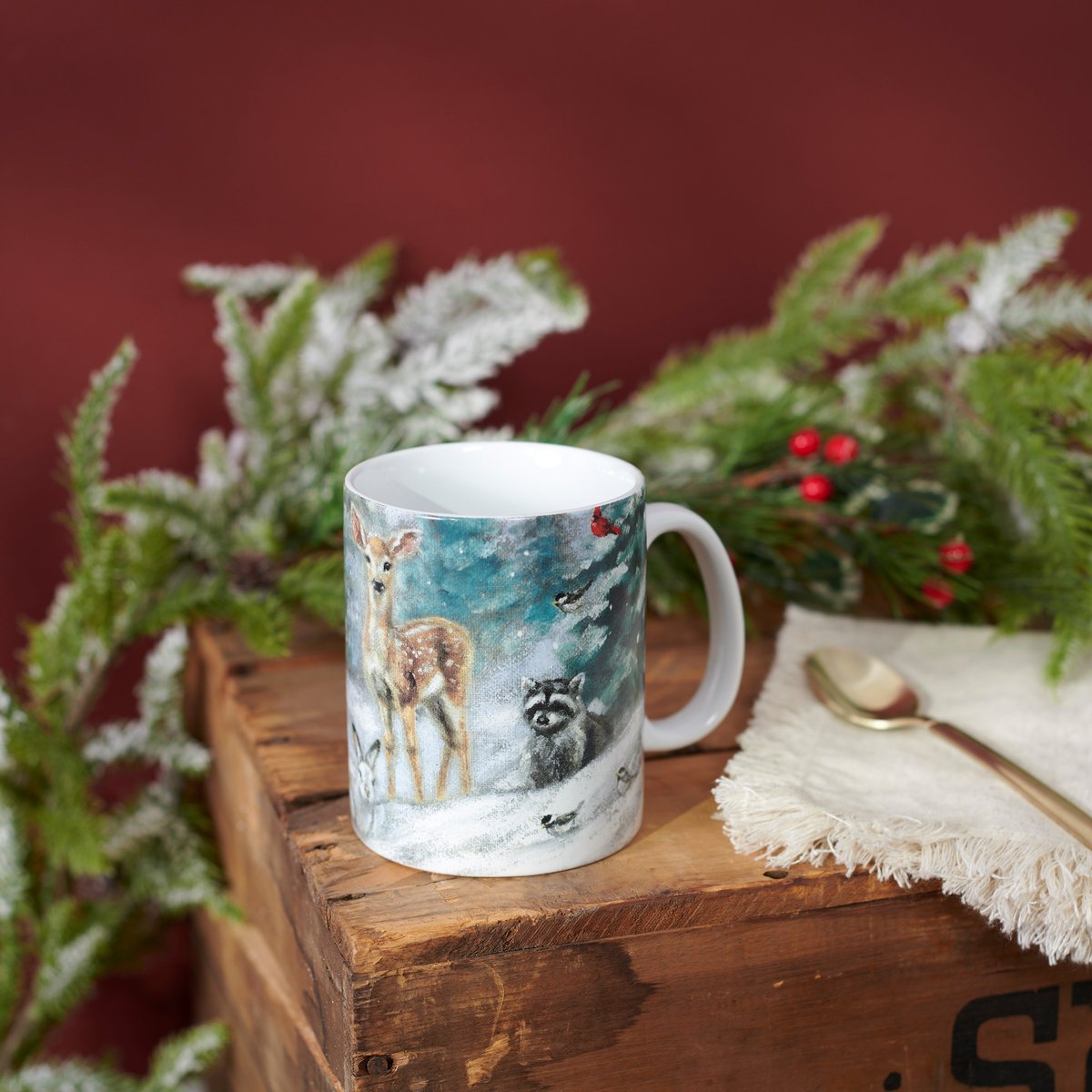 Charming Winter Woodland Animals Stoneware Coffee Mug - 20oz Capacity