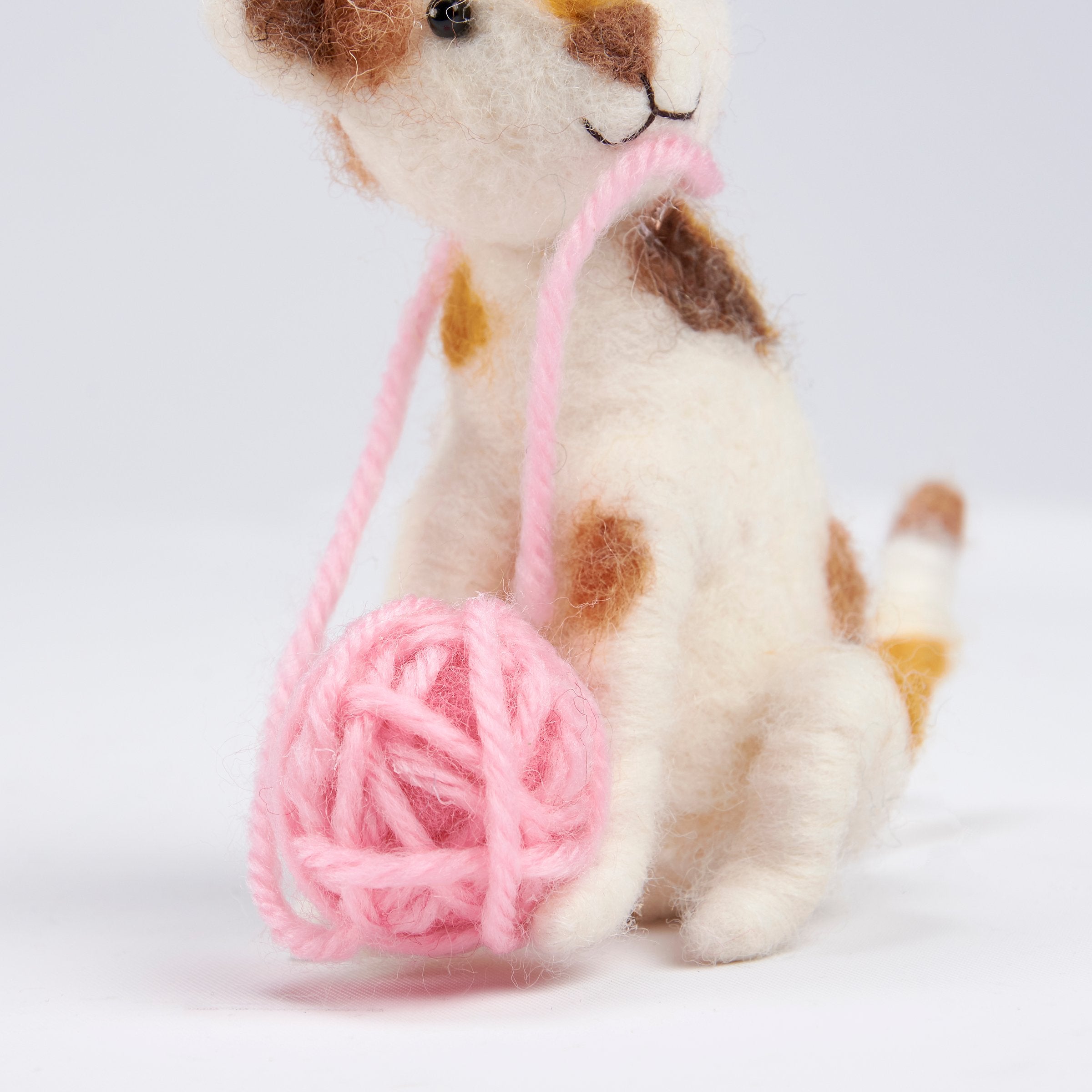 Charming Felt Kitten Critter with Pink Yarn Ball - Adorable Home Decor Accent