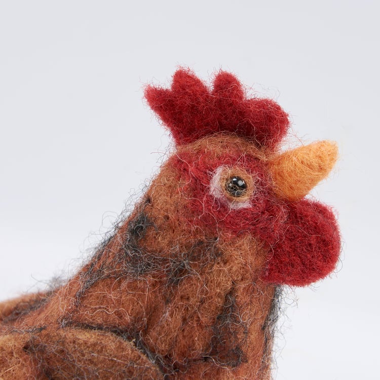 Charming Handmade Felt Hen Critter Set - Rustic Farmhouse Decorative Figurines, 3-Piece