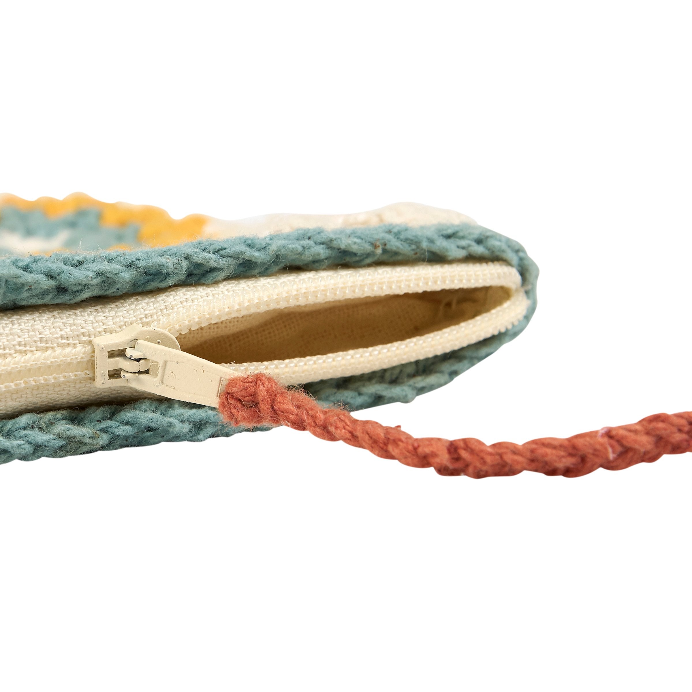 Charming Crochet Flower Zipper Pouch - Lined Cotton Bag for Everyday Essentials