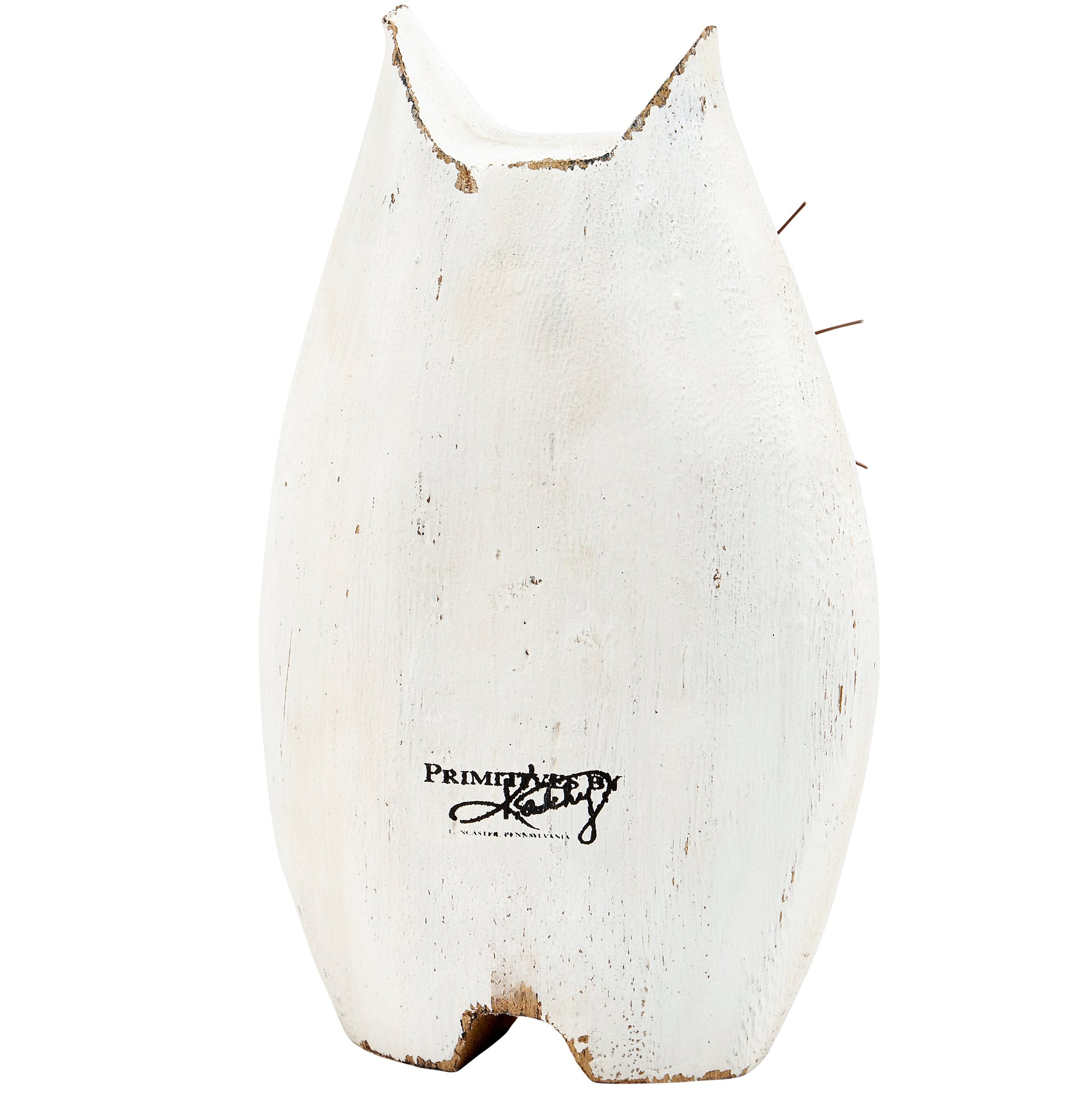 Charming Rustic White Cat Sitter with Red Heart Accent for Pet Lovers