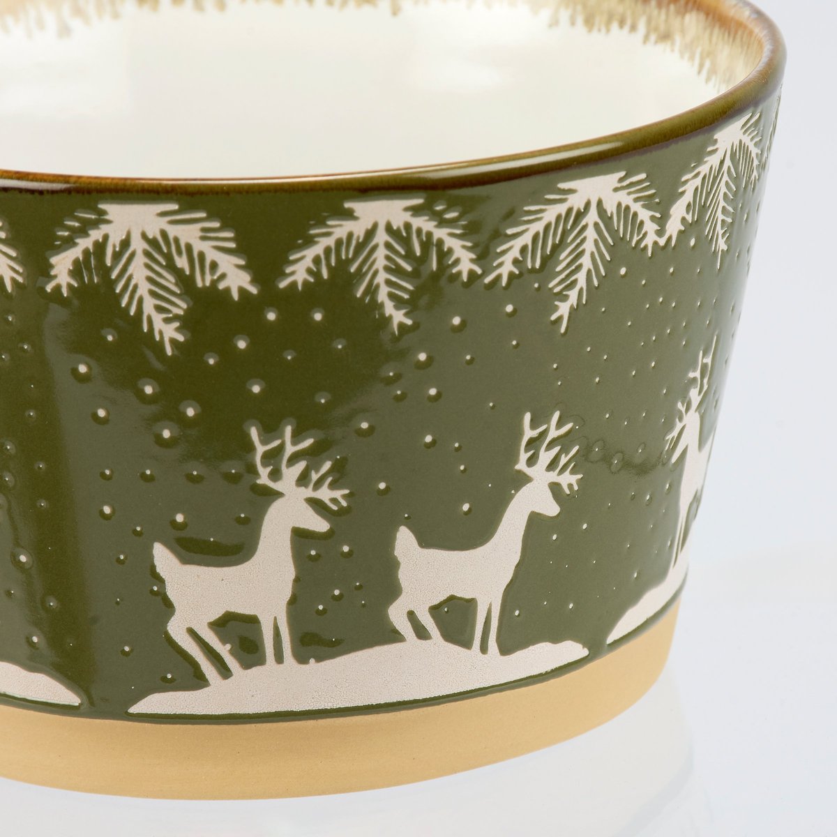 Charming White Deer Ceramic Bowl: Vintage Winter Scene, Debossed Glaze Finish Tableware