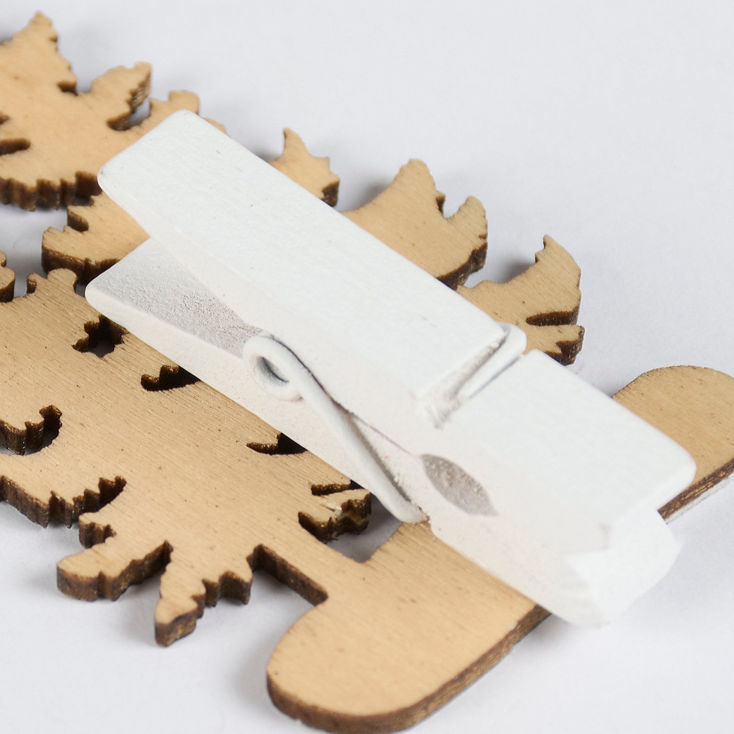 Charming Rustic Pine Tree Place Card Holder Set for Festive Table Settings