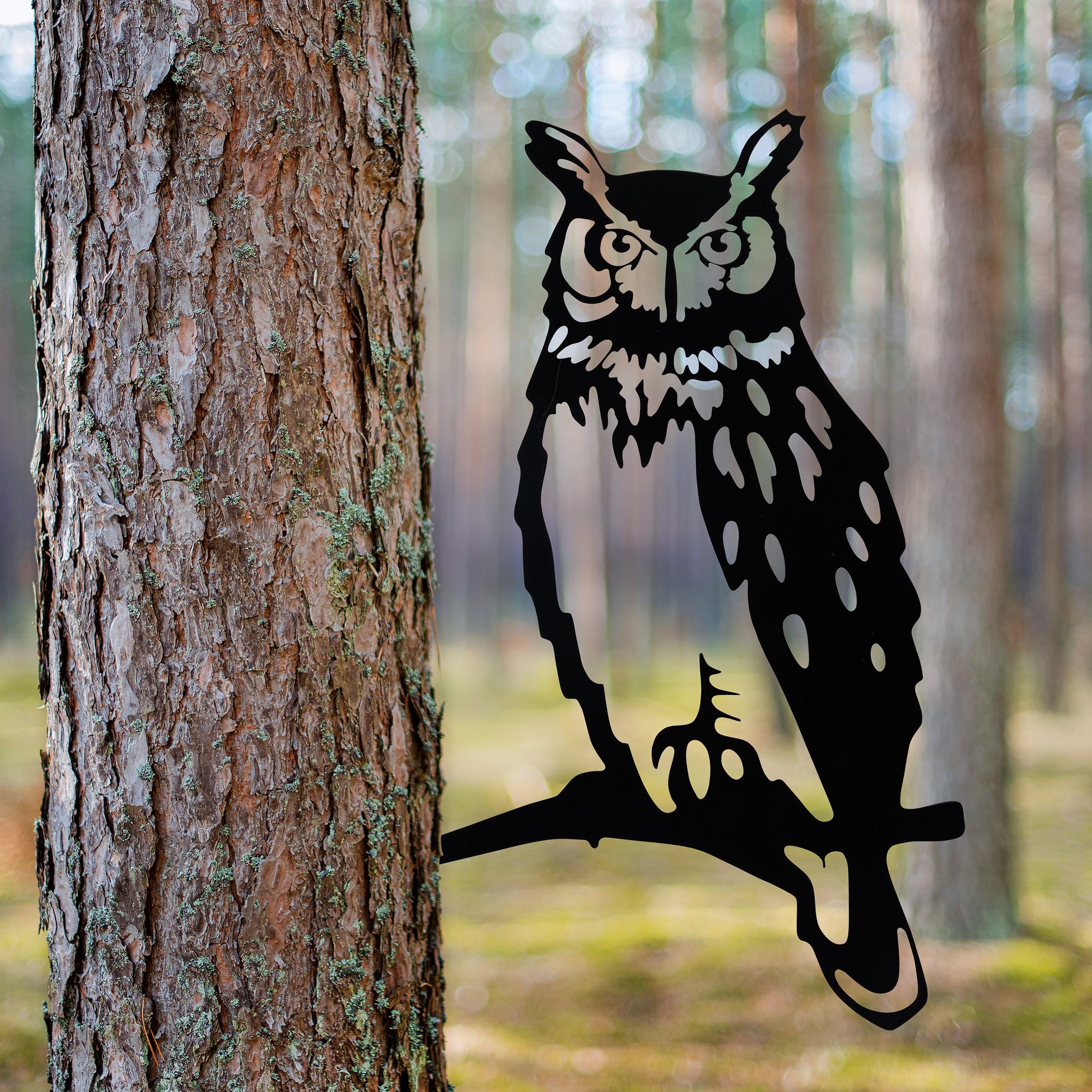 Durable Metal Owl Art Outdoor Decor for Tree or Post Display