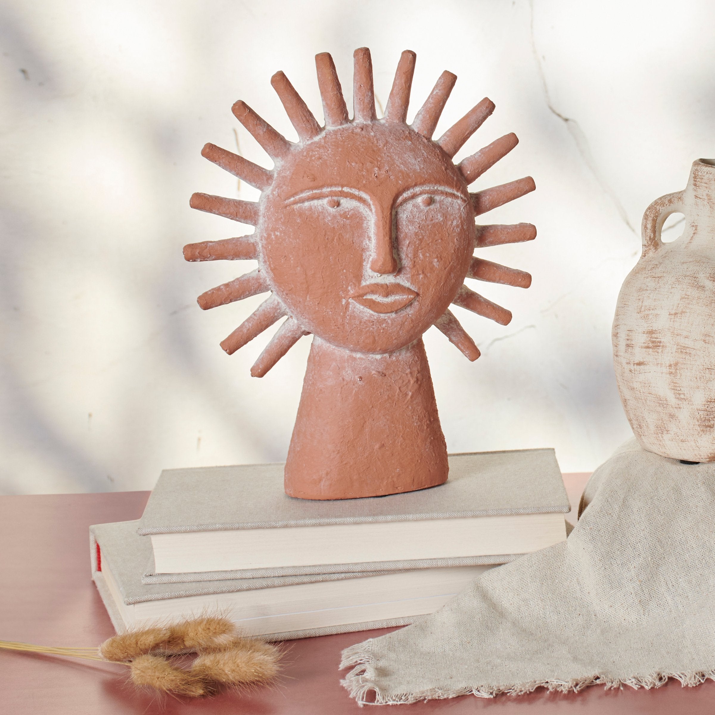 Charming Western Sun Face Sitter: Clay-Inspired Decorative Home Accent Sculpture