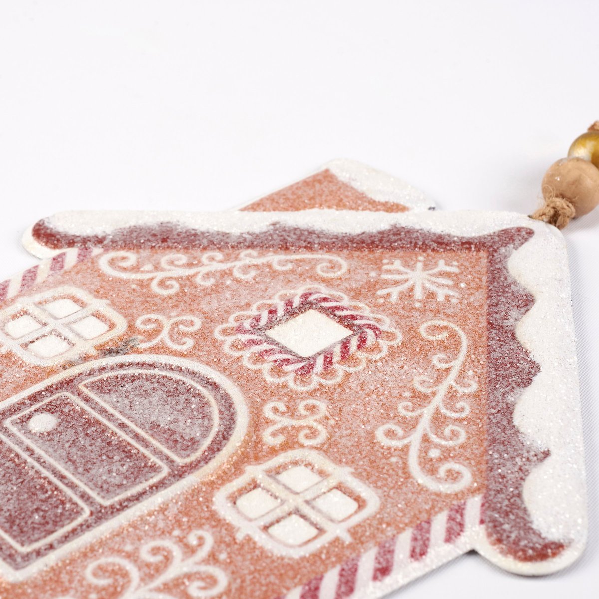 Charming Gingerbread Town Christmas Ornaments Set - Festive Metal, Mica, Jute