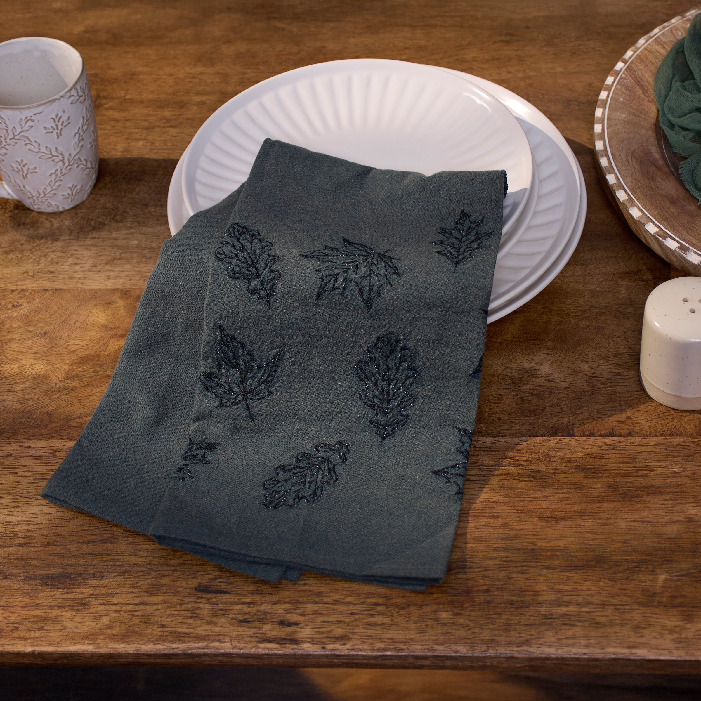 Emerald Leaf Cotton-Linen Kitchen Towel with Embroidered Fall Leaf Designs