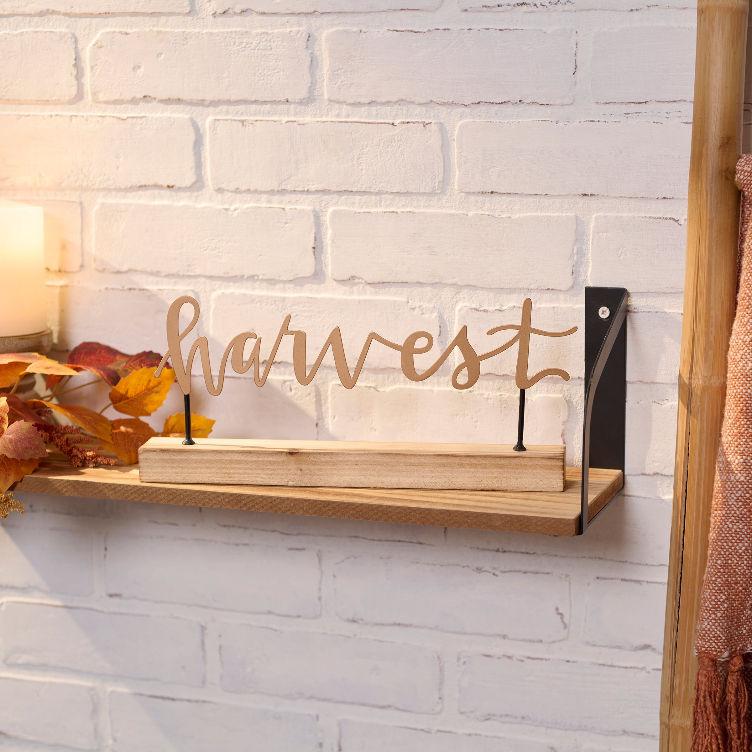 Charming Autumn Harvest Metal Wood Sitter: Stylish Freestanding Fall Home Accent Decor