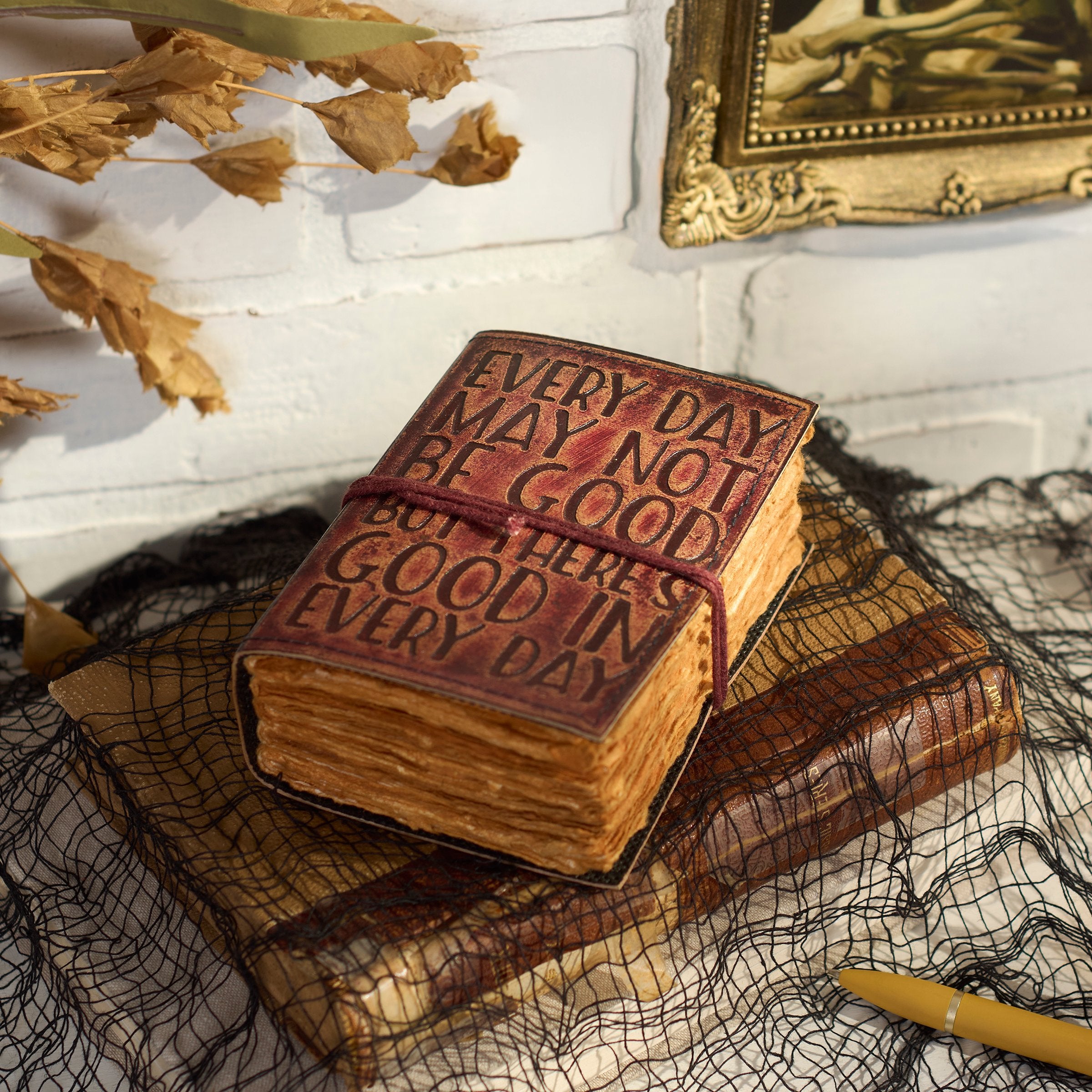 Small Vintage Leather Journal: 'Good In Every Day' Quote, Unlined Pages