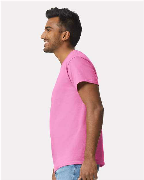 Gildan Unisex Ultra Cotton® T-Shirt 2000 - Azalea