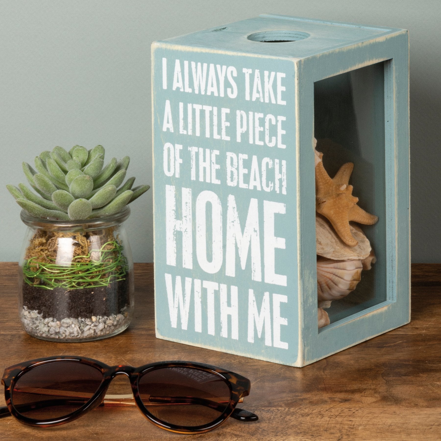 Decorative Wooden Shell Holder: Beach Keepsake with Inspiring Double-Sided Sentiment