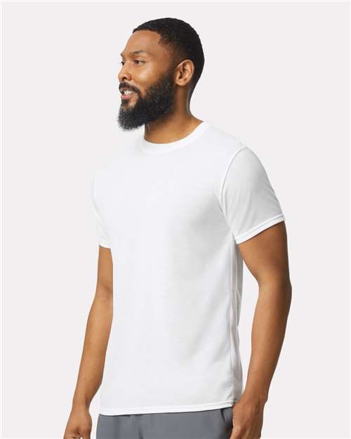 Gildan Unisex Performance® T-Shirt 42000 - White