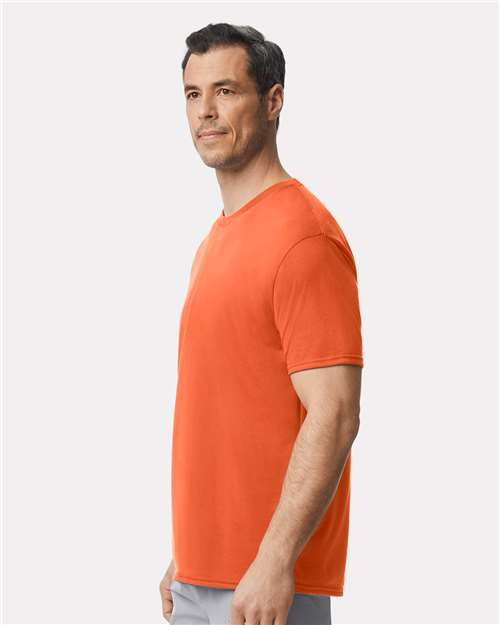 Gildan Unisex Performance® T-Shirt 42000 - Orange