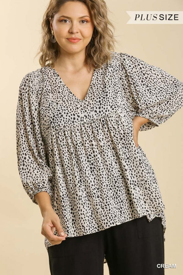 Umgee Animal Print V-Neck 3/4 Sleeve Smocked Detail Babydoll Top with High Low Hem